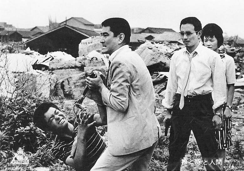 三國連太郎×高倉健×北大路欣也、日本を代表する俳優たちが3兄弟に！それぞれのキャラクターを個性たっぷりに演じる「狼と豚と人間」