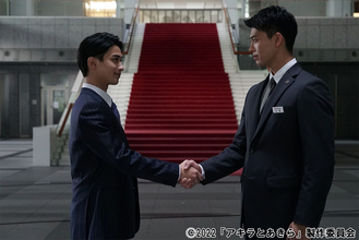 竹内涼真と横浜流星の共演で池井戸潤の小説を映画化！対照的なバンカーを演じた「アキラとあきら」