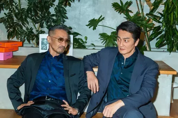 「本宮泰風＆山口祥行「グルメ番組なのに俺たちでいいのかよ(笑)」 「極道スイーツ」で見せる飾らない素顔」の画像