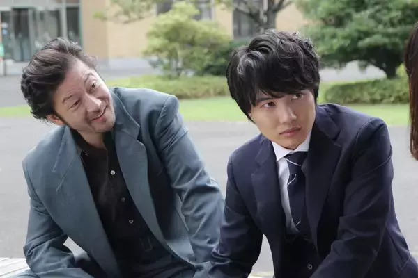 「浅野忠信と神木隆之介が魅力たっぷりの凸凹バディに！2人のやりとりがクセになる「刑事ゆがみ」」の画像