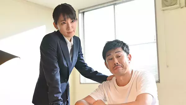 「磯村勇斗が女装で漫才シーンに挑戦！吉岡里帆のひたむきな演技も魅力的なスピンオフドラマ「時効警察とくべつへん」」の画像