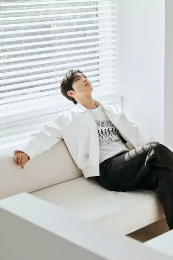 「キム・ヨハン、『第4次恋愛革命 ～出会いはエラー：恋はアップデート～』の魅力を語る「多様な登場人物の関係性に注目してほしい」」の画像