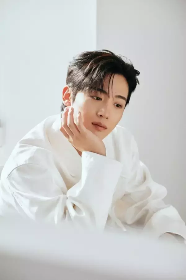 「キム・ヨハン、『第4次恋愛革命 ～出会いはエラー：恋はアップデート～』の魅力を語る「多様な登場人物の関係性に注目してほしい」」の画像