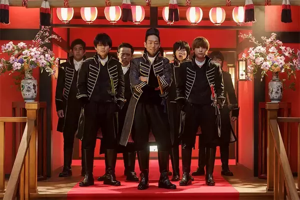 「小栗旬・菅田将暉・橋本環奈、それぞれが体当たりすぎる演技で作り上げた実写版「銀魂」シリーズ、その魅力を改めて振り返る」の画像