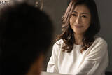 「中山美穂演じる"稀代の悪女"に引き込まれる...松下奈緒＆佐藤隆太共演「脳科学弁護士 海堂梓 ダウト」」の画像3