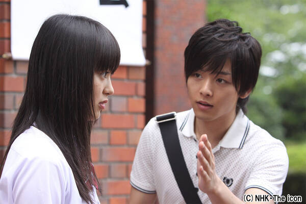 中村倫也が圧巻の書道パフォーマンスを披露 書道部の高校生を演じた熱血青春ドラマ 21年11月22日 エキサイトニュース