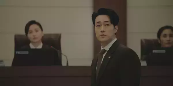 「俳優デビューから30周年...名優ソ・ジソブ"2つの専門職"を演じ分けた2022年のドラマ「ドクター弁護士」」の画像