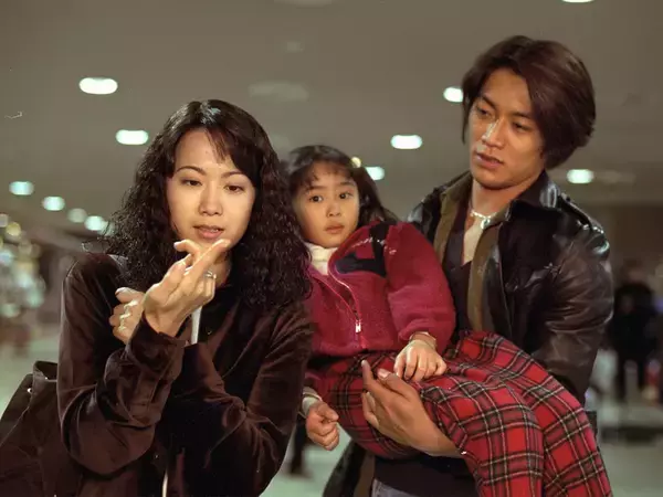 「当時23歳、反町隆史の爽やかさと温もりが詰まった好演が光る！和久井映見とW主演した名作ドラマ「バージンロード」」の画像