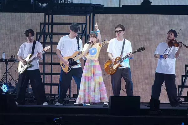 「水瀬いのり、10周年記念ライブでファンとシンガロング！「みんなから貰った想いや願いや希望、そして愛をしっかり受け止めて、旅はまだまだ続いていきます」」の画像