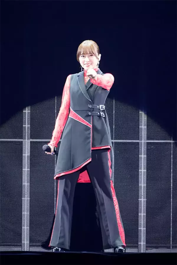 「水瀬いのり、10周年記念ライブでファンとシンガロング！「みんなから貰った想いや願いや希望、そして愛をしっかり受け止めて、旅はまだまだ続いていきます」」の画像