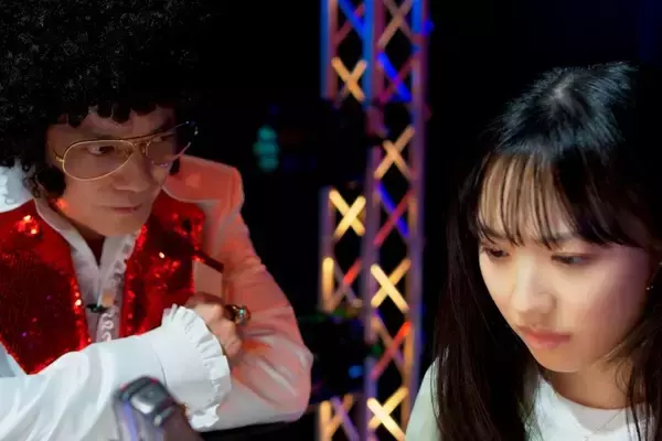 「唐沢寿明、史上最凶の"嫌な奴"に！ 堤幸彦監督と15年ぶり再タッグ『ミステリー・アリーナ』で共感ゼロの怪演」の画像