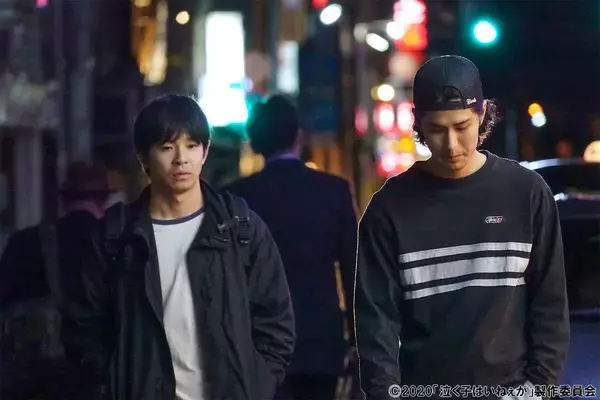 「仲野太賀の細やかな心情表現が際立つ！吉岡里帆の演技も圧巻の映画「泣く子はいねぇが」」の画像
