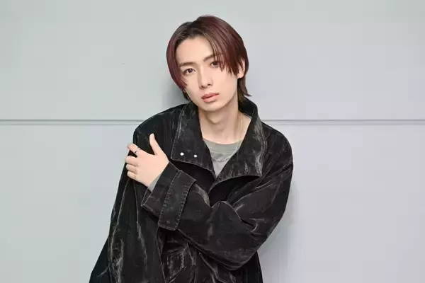 「冨田侑暉(龍宮城)、「セラピーゲーム」で演じた静真に重ねた"愛する勇気"――MAZZEL・NAOYAとの信頼で生まれた、実写BLドラマの"心の揺らぎ"」の画像