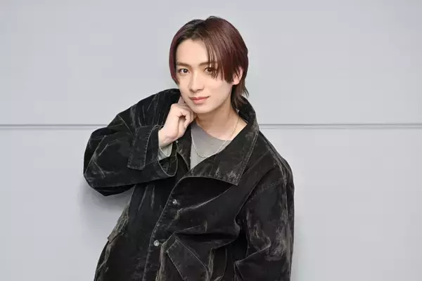 「冨田侑暉(龍宮城)、「セラピーゲーム」で演じた静真に重ねた"愛する勇気"――MAZZEL・NAOYAとの信頼で生まれた、実写BLドラマの"心の揺らぎ"」の画像