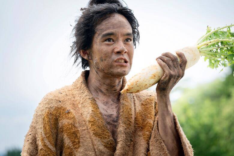 大河初主演・仲野太賀、兄・豊臣秀吉役の池松壮亮を「本当の兄のように甘えてしまっています」と振り返る【大河ドラマ「豊臣兄弟！」インタビュー】