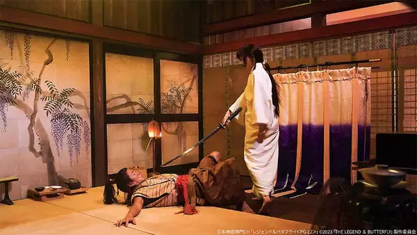 「木村拓哉の信長×綾瀬はるかの濃姫――夫婦の歩みを描く歴史大作「レジェンド＆バタフライ」＜PG-12＞で光る、人間味あふれる演技」の画像