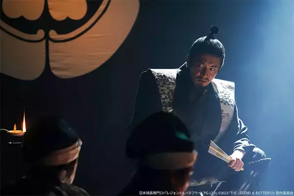 「木村拓哉の信長×綾瀬はるかの濃姫――夫婦の歩みを描く歴史大作「レジェンド＆バタフライ」＜PG-12＞で光る、人間味あふれる演技」の画像
