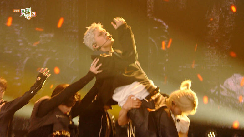 紅白歌合戦にも初出場...&TEAM(エンティーム)、反響を呼ぶ韓国デビュー作「Back to Life」で示した急成長の証とは？