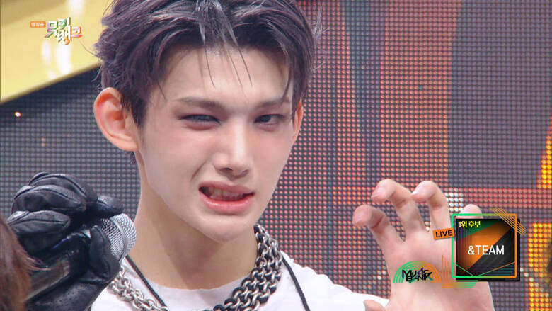 紅白歌合戦にも初出場...&TEAM(エンティーム)、反響を呼ぶ韓国デビュー作「Back to Life」で示した急成長の証とは？