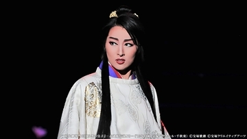 元宝塚歌劇団月組トップスター・珠城りょうの原点！語り継がれる名作『月雲の皇子』－衣通姫伝説より－