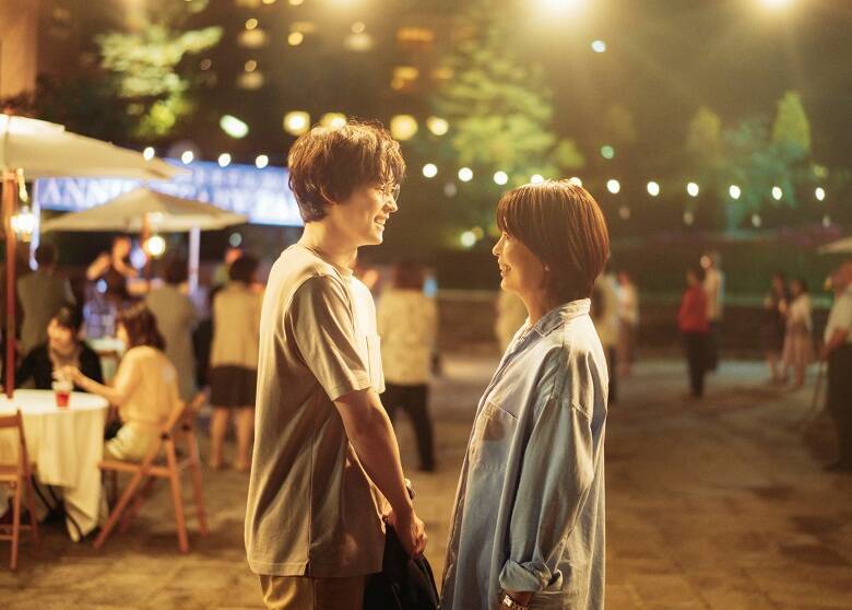 松たか子演じる"カンナ"が迎えた運命が切なくて苦しい...松村北斗演じる"駈"に恋をする映画「ファーストキス　1ST KISS」