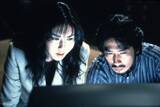 「トラウマ級の展開で日本を席巻...映画「リング」で松嶋菜々子と真田広之が魅せた"恐怖"の表現」の画像2