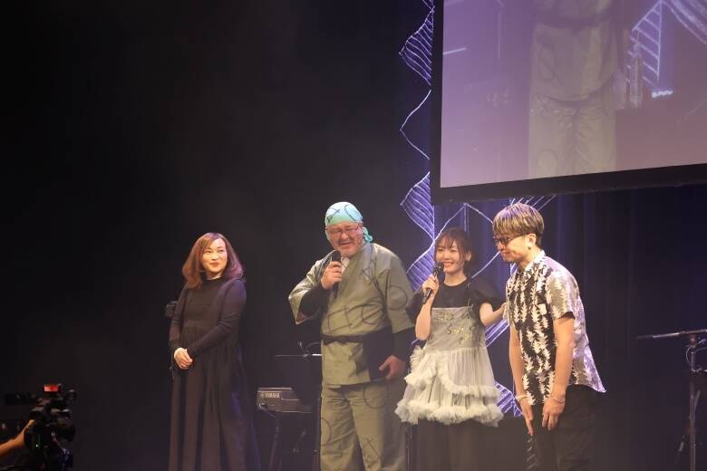 花澤香菜、忍びの頭領としてファンを魅了！ささやきの術とアコースティックライブが響いた「ディスティネーションの里☆」