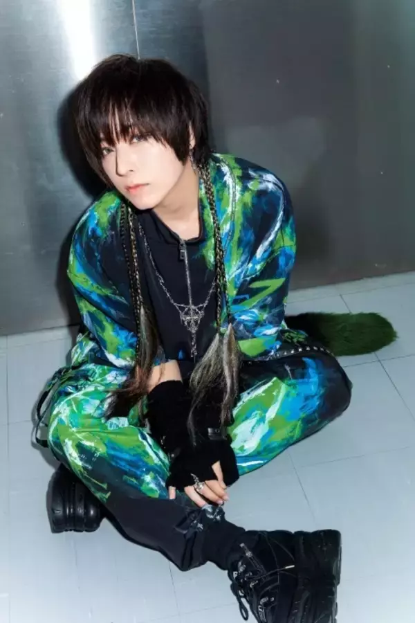 「蒼井翔太の未公開ショット！HOMINIS限定撮りおろしカット集」の画像