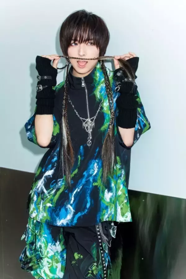 「蒼井翔太の未公開ショット！HOMINIS限定撮りおろしカット集」の画像