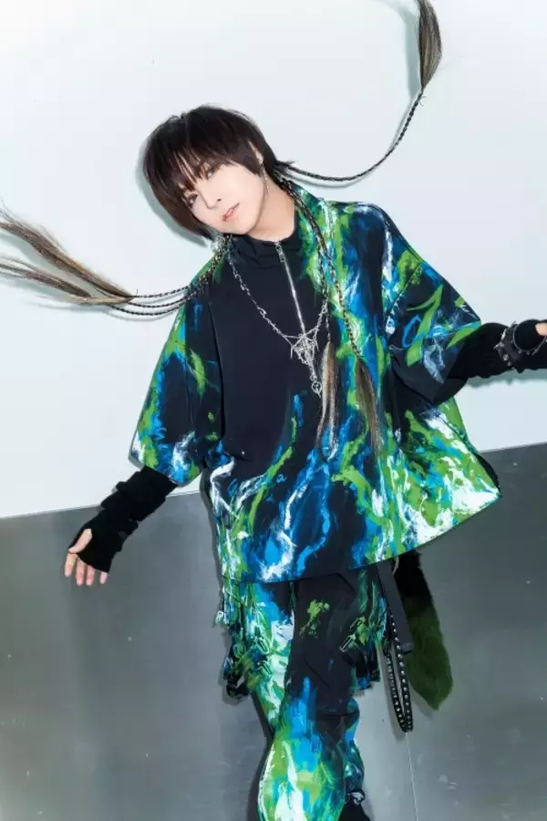 「蒼井翔太の未公開ショット！HOMINIS限定撮りおろしカット集」の画像