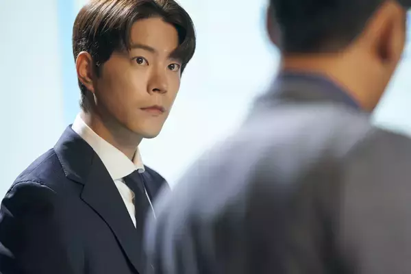 「東方神起・ユンホの真摯な魅力も光る！キャリアや友情、恋愛に悩む大人たちのオフィスドラマ「私たちの人生レース」」の画像