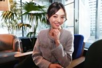 4代目バチェロレッテ・平松里菜が、参加男性を一言で表すのなら？幼少期の人となりにも迫る