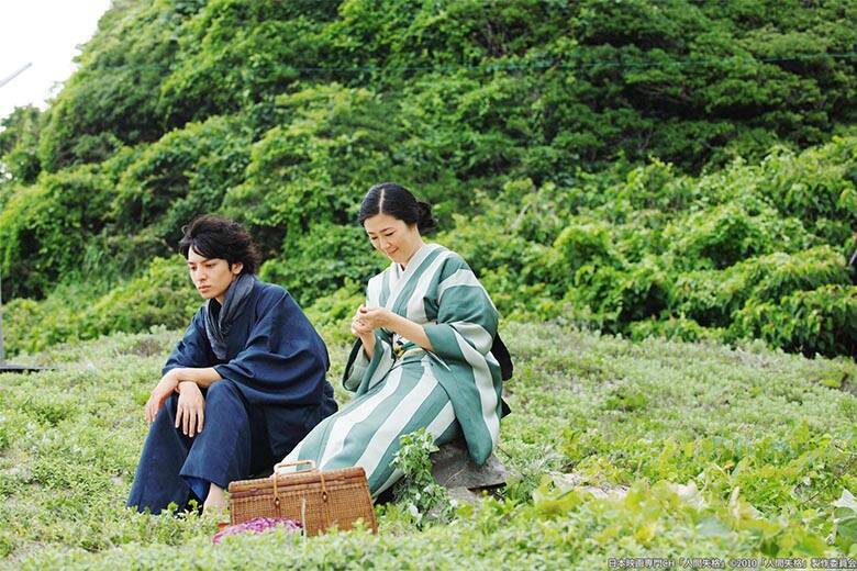 25歳の生田斗真が太宰治の自伝的小説の映画化で女性に翻弄される男を演じた『人間失格』
