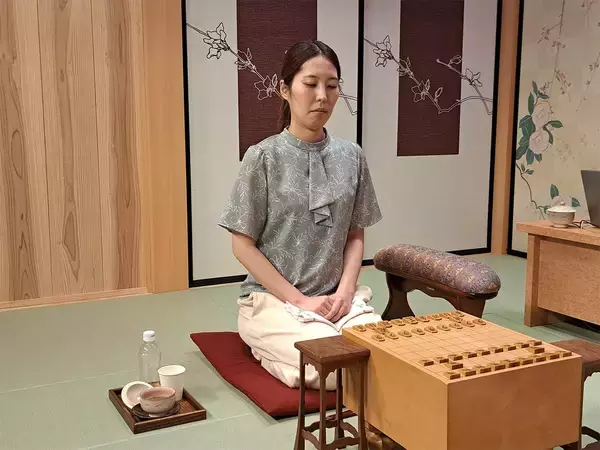 「福間香奈女流六冠が挑戦する、二度目の棋士編入試験の展望はいかに！？」の画像