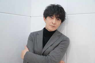 津田健次郎「10年後、20年後はまた違う印象になる」映画『恋愛裁判』インタビュー