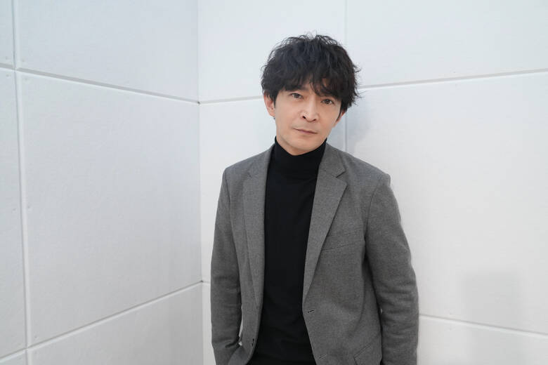 津田健次郎「10年後、20年後はまた違う印象になる」映画『恋愛裁判』インタビュー