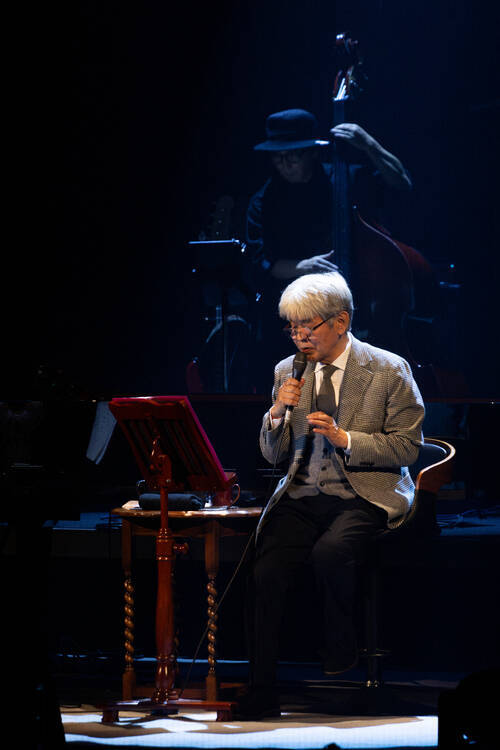 来生たかお、デビュー50周年ツアーが開幕 名曲の数々が響いた初日公演をレポート