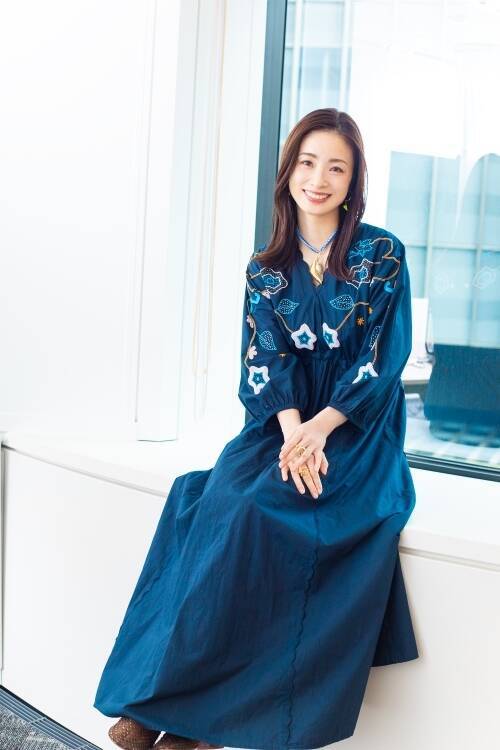 上戸彩、誠実すぎる目黒蓮に衝撃「メイク中に呼ばれて...」映画『SAKAMOTO DAYS』インタビュー