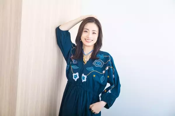 「上戸彩、誠実すぎる目黒蓮に衝撃「メイク中に呼ばれて...」映画『SAKAMOTO DAYS』インタビュー」の画像