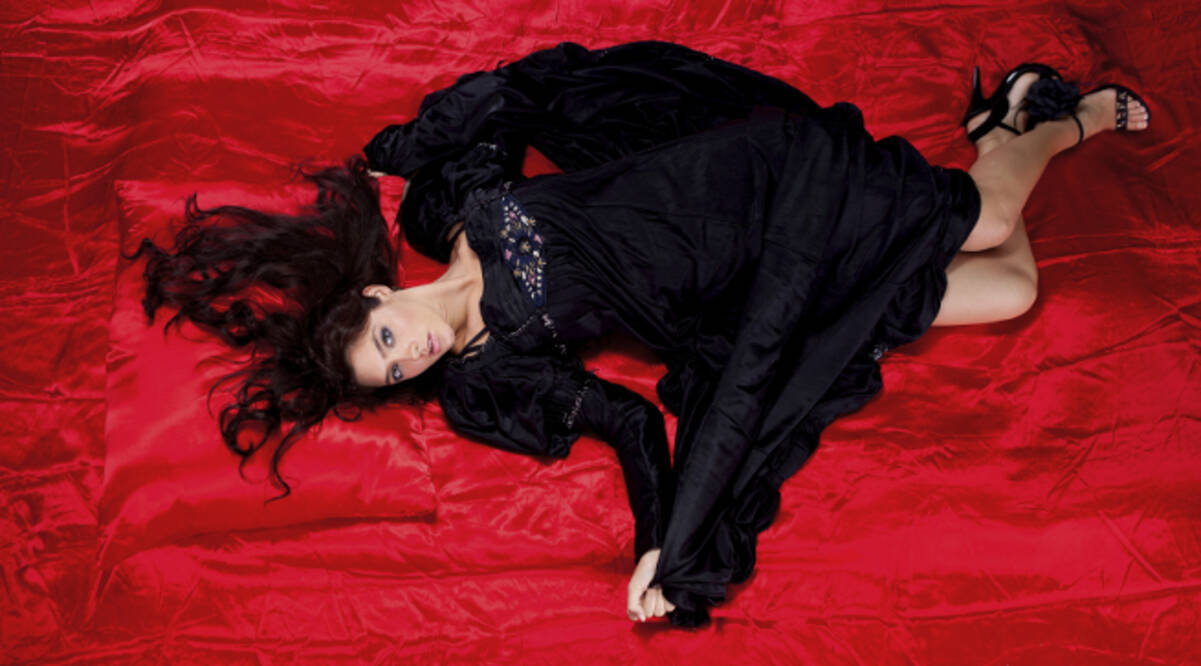 連載 男と女のなぜ なぜ 赤い服を着ると 女性はより魅力的になるのか 17年4月8日 エキサイトニュース