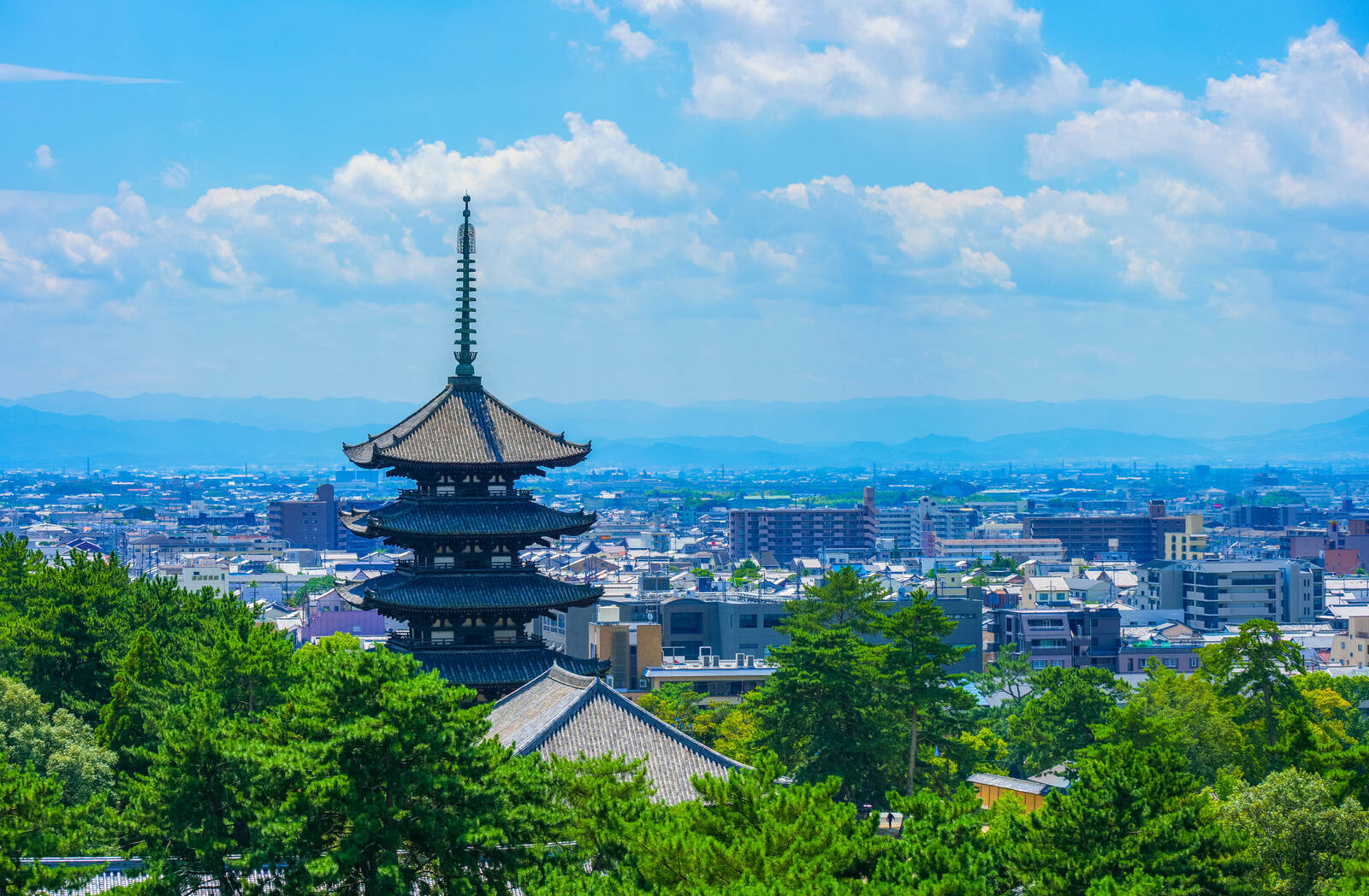阪急阪神百貨店運営H2O、百貨店・インバウンド売上好調で増収増益　ほか：訪日ラボ週間アクセスランキング（8月6日〜8月12日）