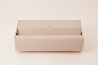 壁からわずか24cmで100インチの大画面！超短焦点プロジェクター「Aladdin Marca」で簡単ホームシアター