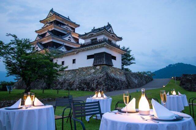 ＜愛媛＞大洲城下のプレミアムディナーで歴史と美食を堪能。「大洲城キャッスルダイニング」で特別な夜を