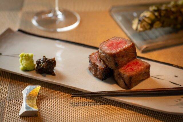 「鴨川をどり」とシェフの技が響き合う、京都・先斗町の至福のディナー