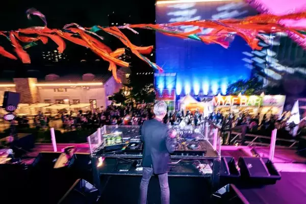 「アートとカルチャーの融合！「MEET YOUR ART FESTIVAL 2024」が東京・天王洲運河で開催」の画像