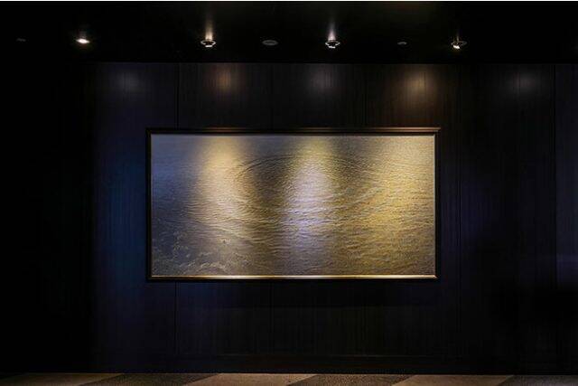 琵琶湖ホテルで宿泊者限定の「館内アートツアー」スタート