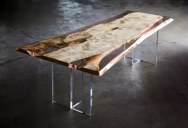 憧れの一枚板テーブルが集結。国産家具ブランド「ATELIER MOKUBA」のポップアップストア開催