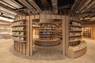 知的好奇心をくすぐる滞在型書店「BUNKITSU TOKYO」が「ニュウマン高輪」に誕生
