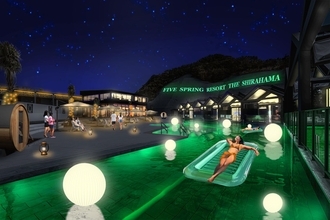 夜空と温泉に包まれる秋の贅沢。白浜リゾート「Autumn Night Pool」で非日常体験を