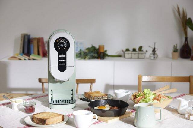 コーヒーの老舗「珈琲きゃろっと」と共同開発！アラジンブランド初のコーヒーメーカー「Aladdin コーヒーブリュワー」